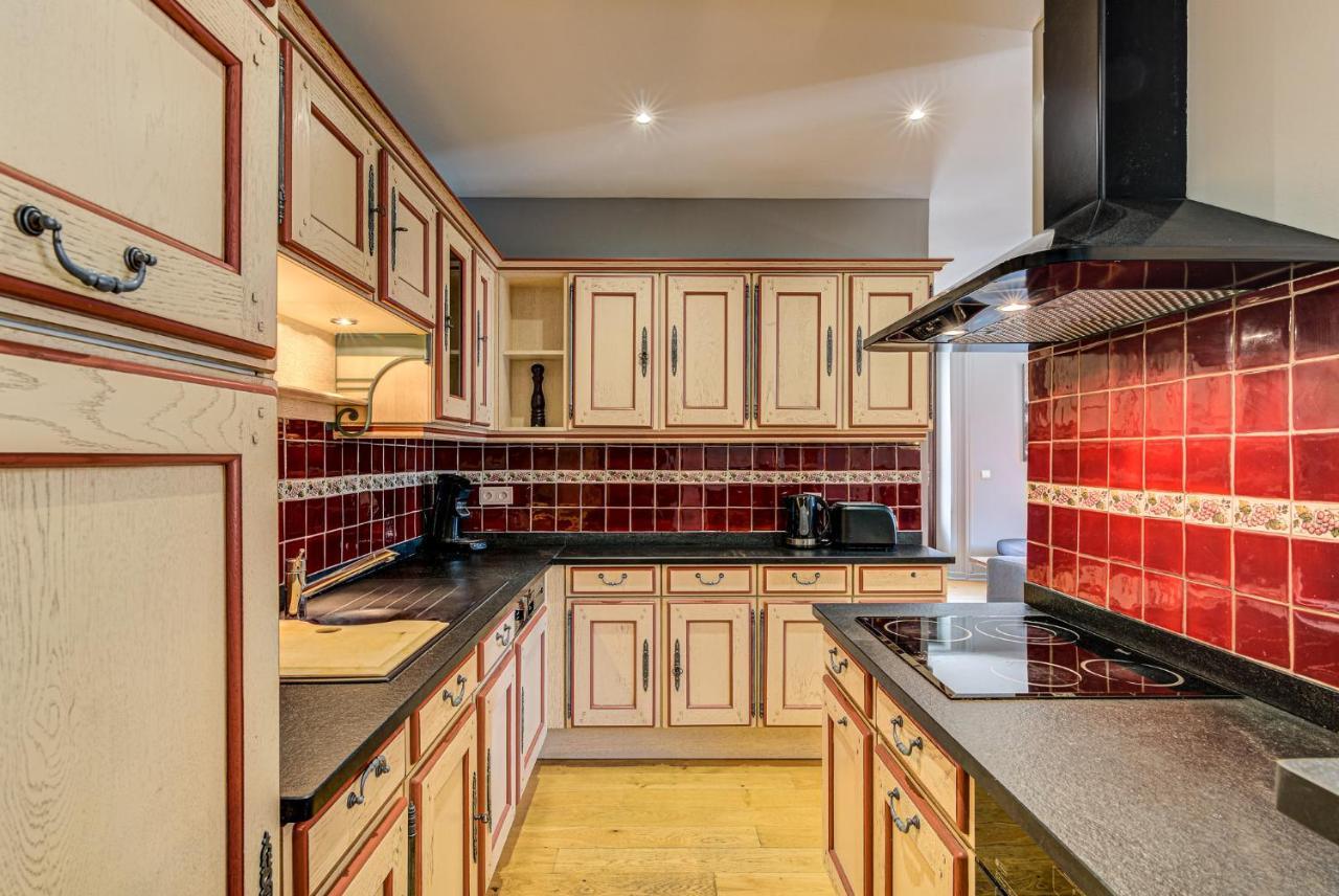 Apartment President - Alpes Travel - Central Chamonix - Sleeps 12 Bagian luar foto