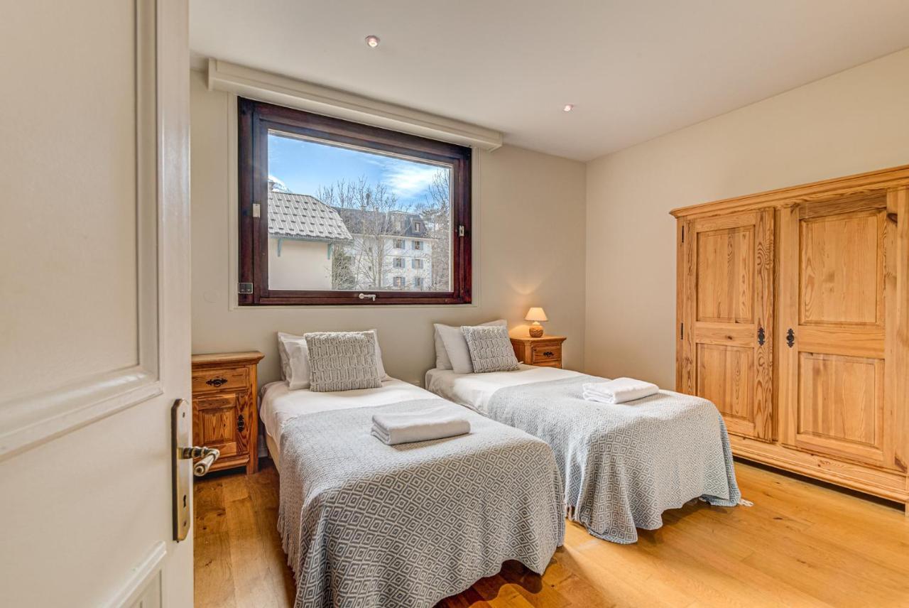 Apartment President - Alpes Travel - Central Chamonix - Sleeps 12 Bagian luar foto